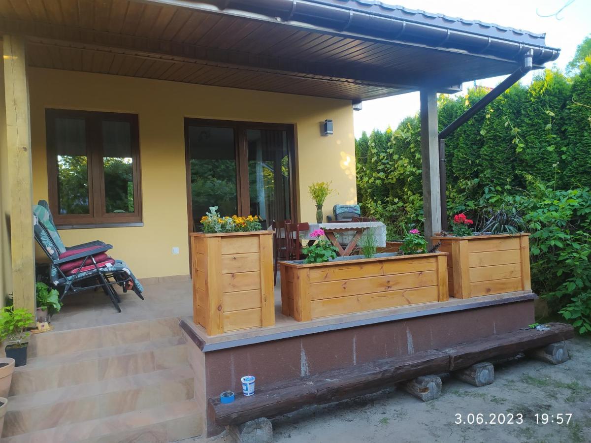 Dolistowka Apartamenty, Pole Namiotowe, Balia Z Jacuzzi, Ogrod Warzywny Dla Gosci, Plac Zabaw Dla Dzieci Goniadz Luaran gambar