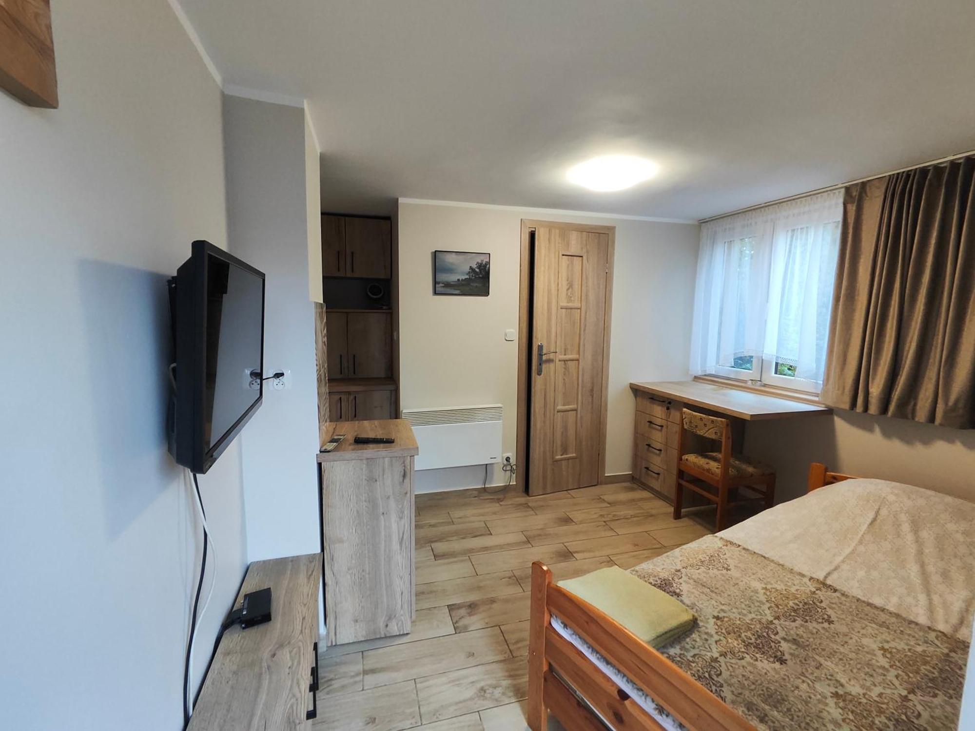Dolistowka Apartamenty, Pole Namiotowe, Balia Z Jacuzzi, Ogrod Warzywny Dla Gosci, Plac Zabaw Dla Dzieci Goniadz Luaran gambar