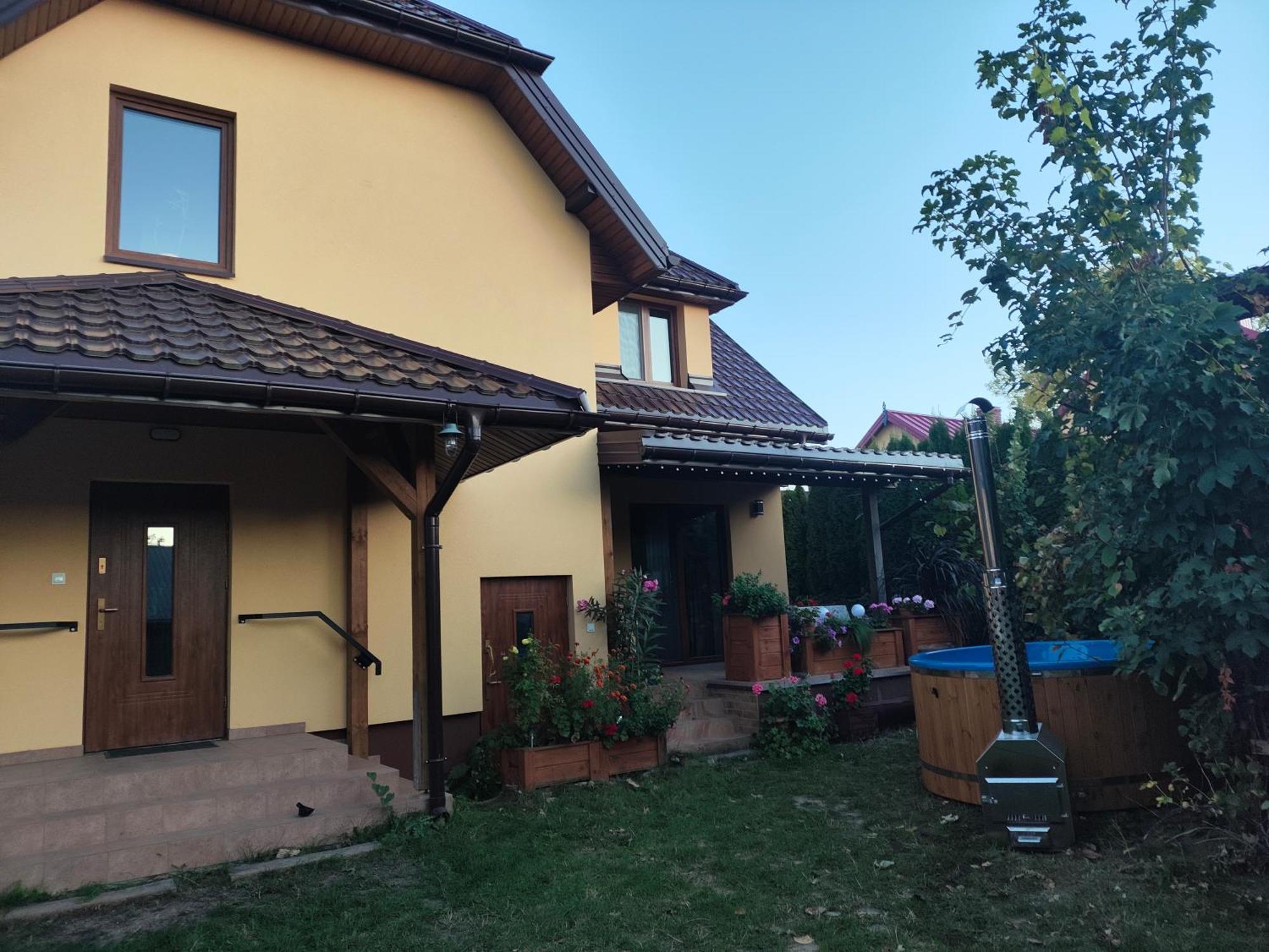 Dolistowka Apartamenty, Pole Namiotowe, Balia Z Jacuzzi, Ogrod Warzywny Dla Gosci, Plac Zabaw Dla Dzieci Goniadz Luaran gambar